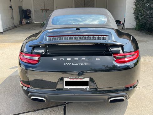 Used 2017 Porsche 911 Carrera image 8