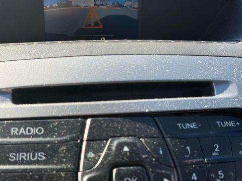 Used 2017 Ford Transit 350 XLT image 5