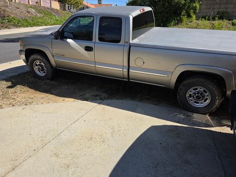 Used 2000 GMC Sierra 2500 4x4 Extended Cab HD w/ Convenience Plus Group image 13