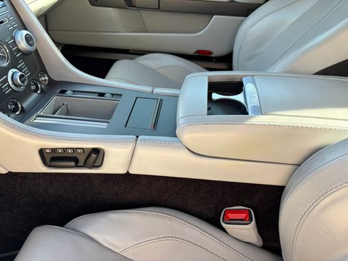 Used 2015 Aston Martin V8 Vantage GT image 21