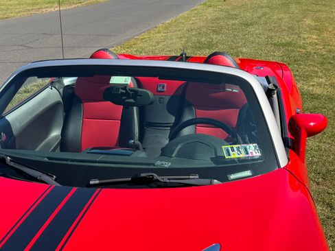Used 2009 Saturn Sky w/ Premium Trim Package image 9