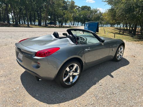 Used 2007 Pontiac Solstice GXP w/ Premium Package image 15