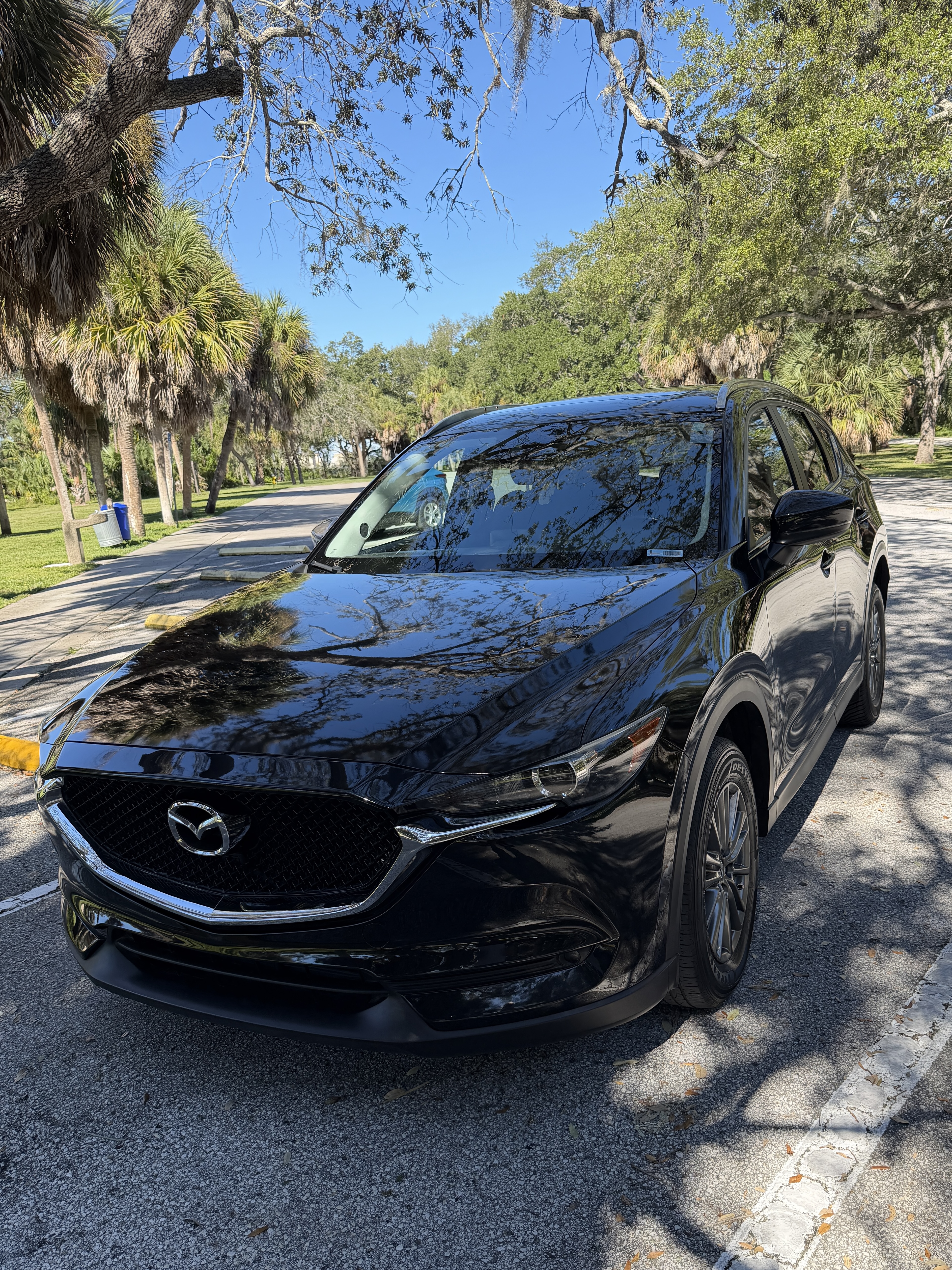 Used 2017 MAZDA CX-5 Touring w/ Preferred Equipment Package AWD/4WD image 4