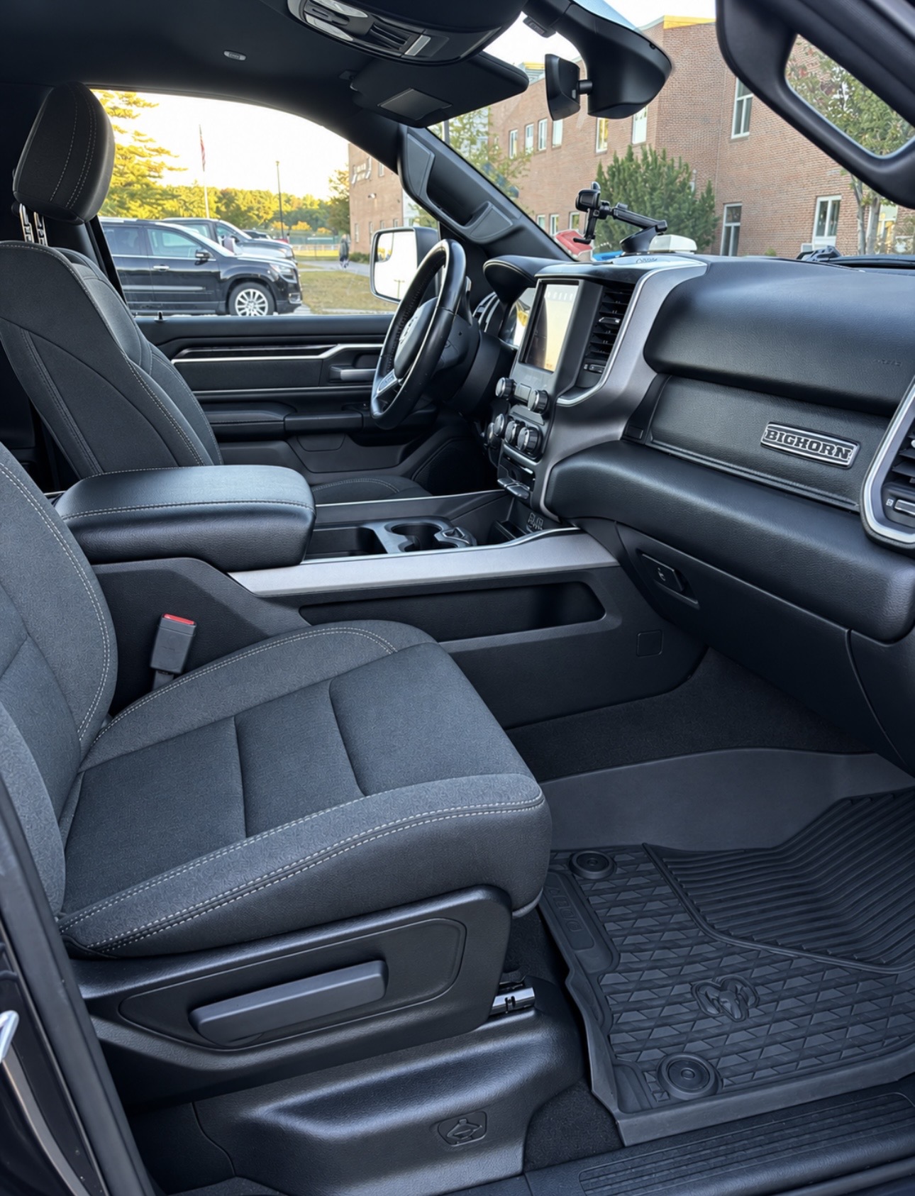 Used 2020 RAM 1500 Big Horn AWD/4WD image 2