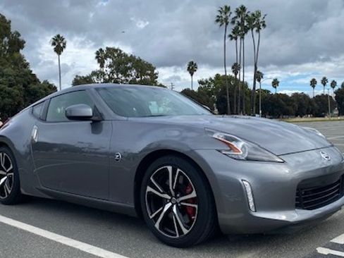 Used 2019 Nissan 370Z Touring Sport image 2