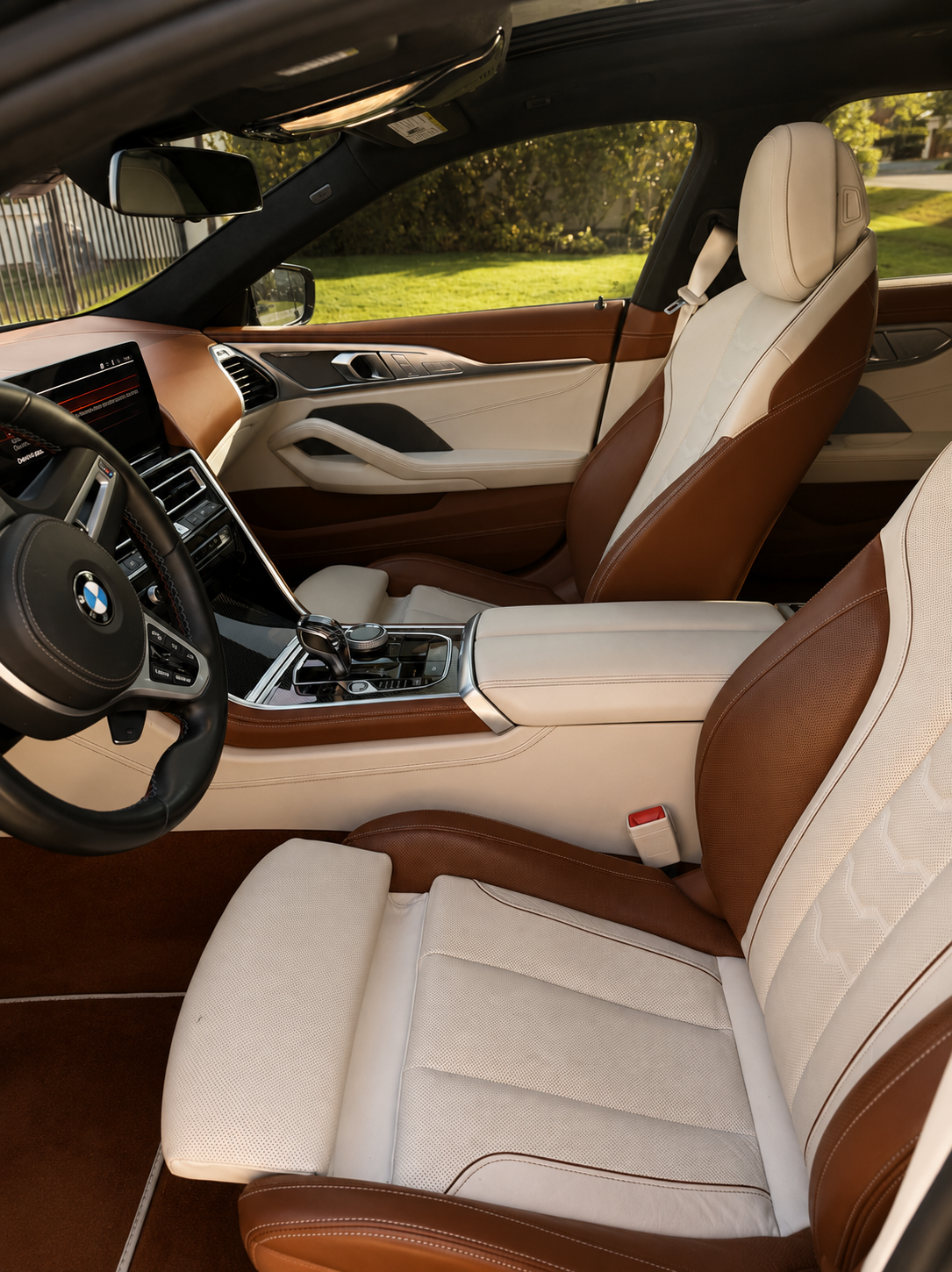 Used 2023 BMW M850i Gran Coupe xDrive w/ M Sport Professional Package AWD/4WD image 15