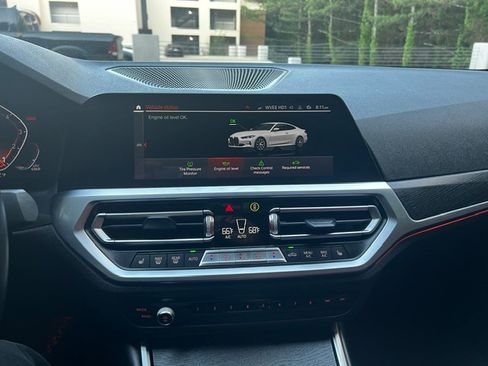 Used 2021 BMW 430i Coupe w/ Convenience Package RWD image 9