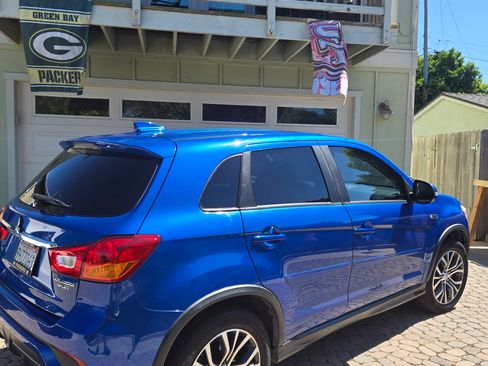 Used 2019 Mitsubishi Outlander Sport ES image 2