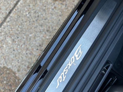 Used 2024 Porsche 718 Boxster image 15