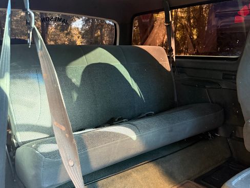 Used 1993 Ford Bronco image 12