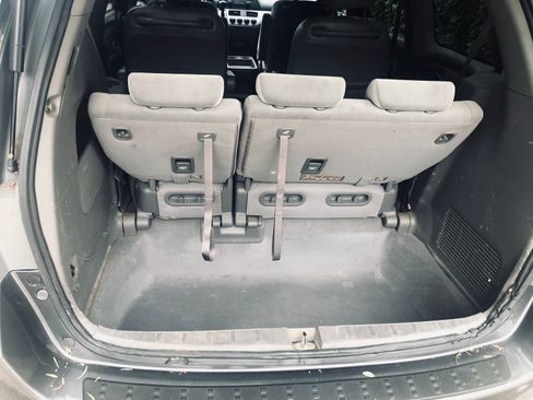 Used 2010 Honda Odyssey LX image 11