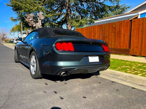 Used 2016 Ford Mustang Convertible image 12