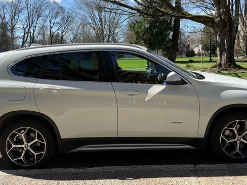 Used 2018 BMW X1 xDrive28i image 14