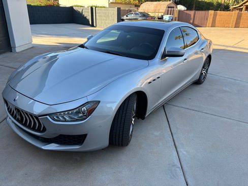Used 2018 Maserati Ghibli S image 17