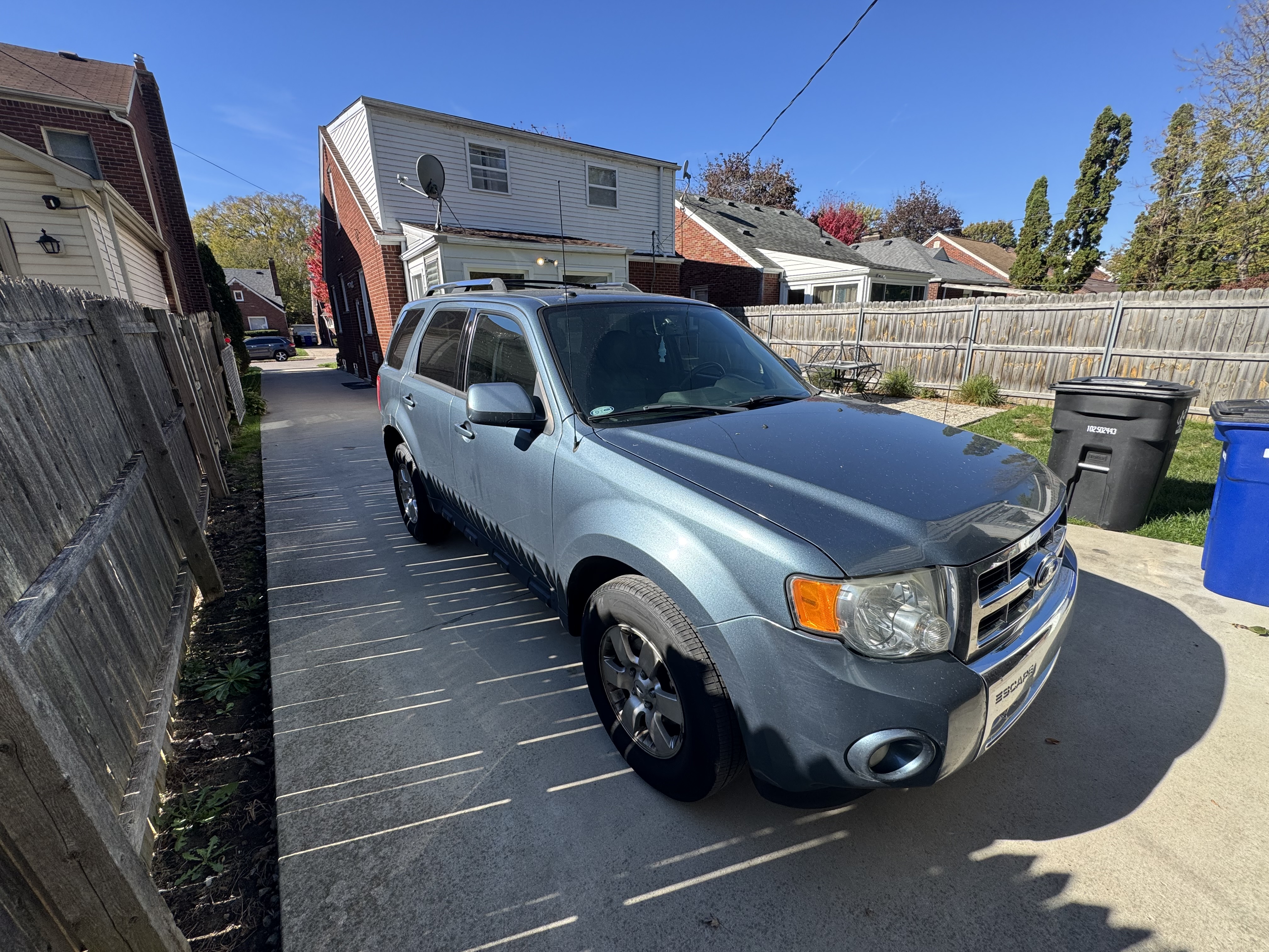 Used 2012 Ford Escape Limited FWD image 10