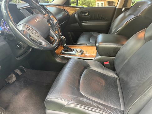 Used 2011 INFINITI QX56 4WD w/ Theater Pkg image 12