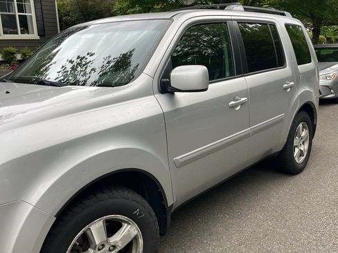 Used 2010 Honda Pilot EX-L image 6
