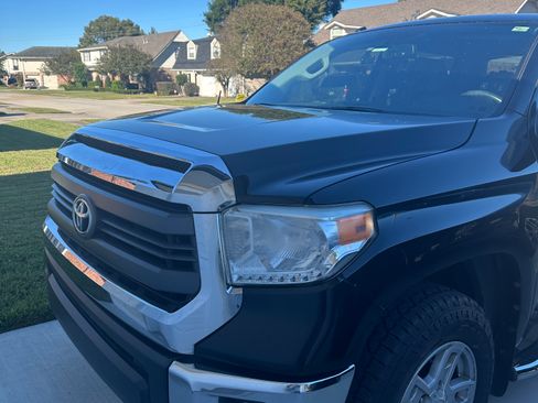 Used 2014 Toyota Tundra SR5 image 1