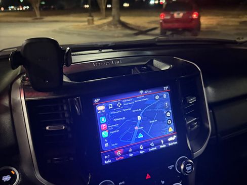 Used 2019 RAM 1500 Big Horn image 11