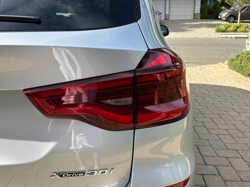 Used 2021 BMW X3 xDrive30i w/ Convenience Package image 14
