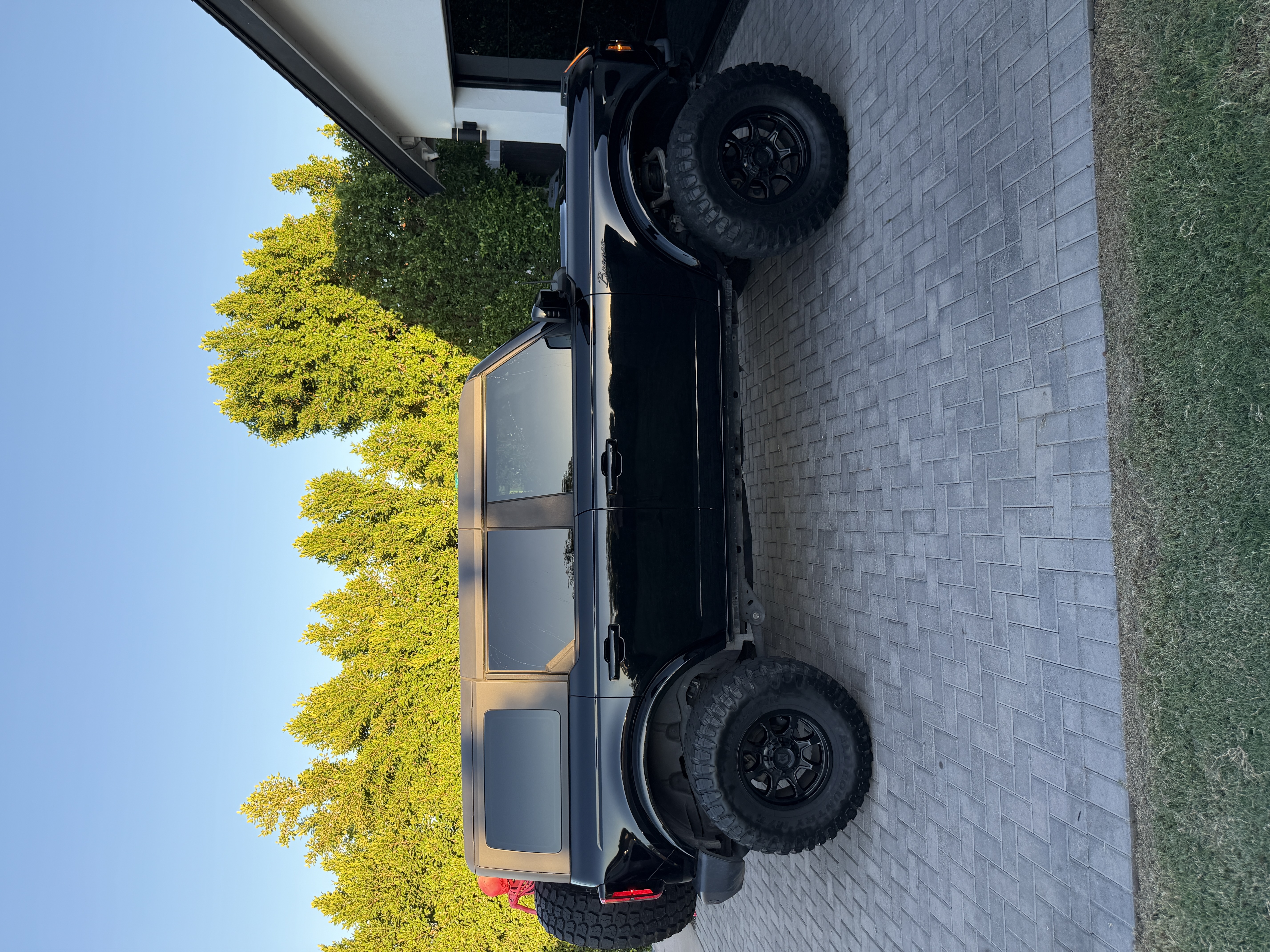 Used 2023 Ford Bronco Outer Banks AWD/4WD image 14