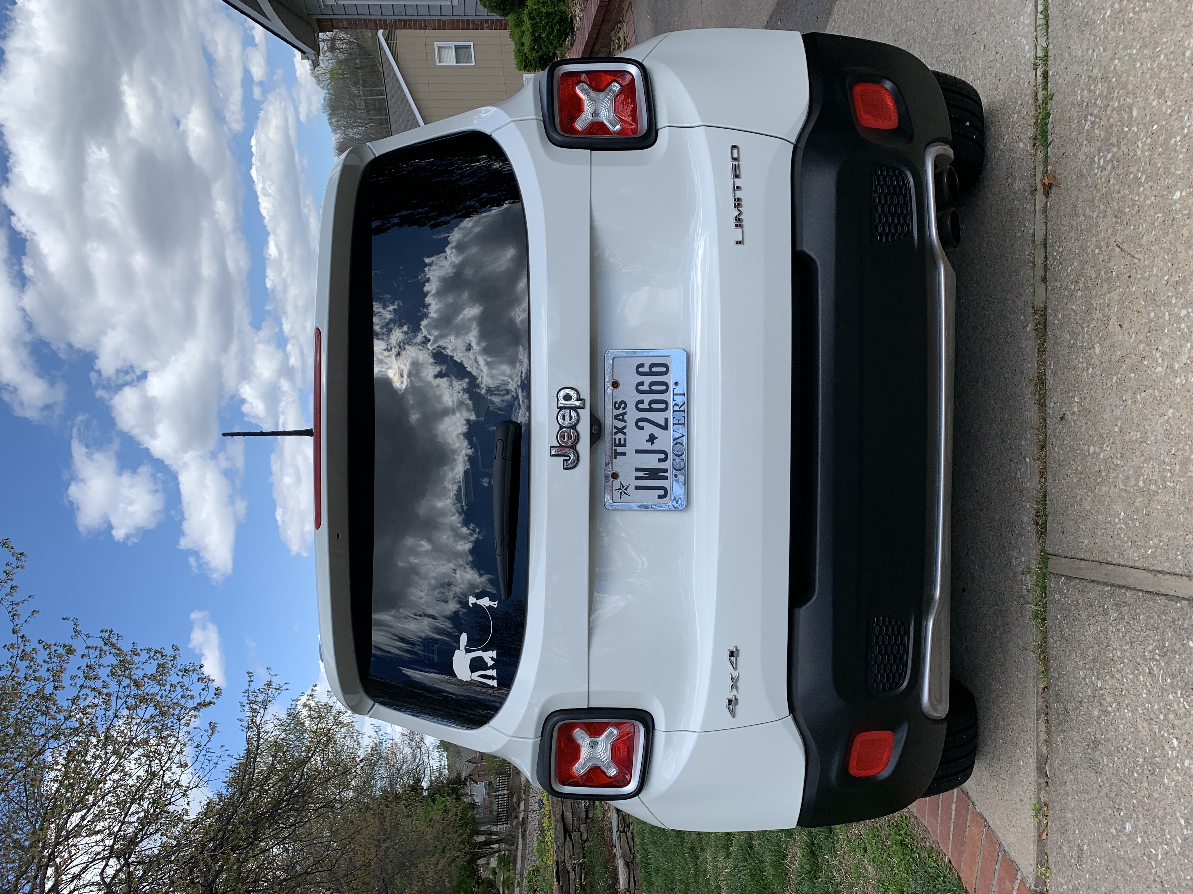 Used 2017 Jeep Renegade Limited AWD/4WD image 5