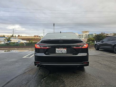 Used 2025 Toyota Camry SE image 10