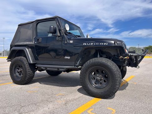 Used 2005 Jeep Wrangler Rubicon AWD/4WD image 6