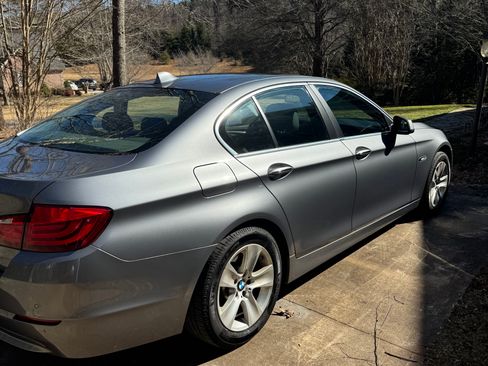 Used 2013 BMW 528i xDrive Sedan image 9