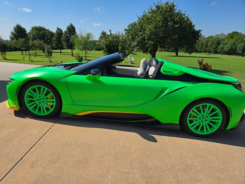 Used 2019 BMW i8 Roadster image 4