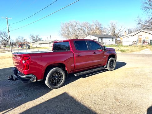 Used 2019 Chevrolet Silverado 1500 LT w/ Texas Edition image 5
