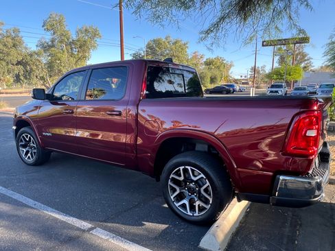 Used 2025 RAM 1500 Laramie AWD/4WD image 6