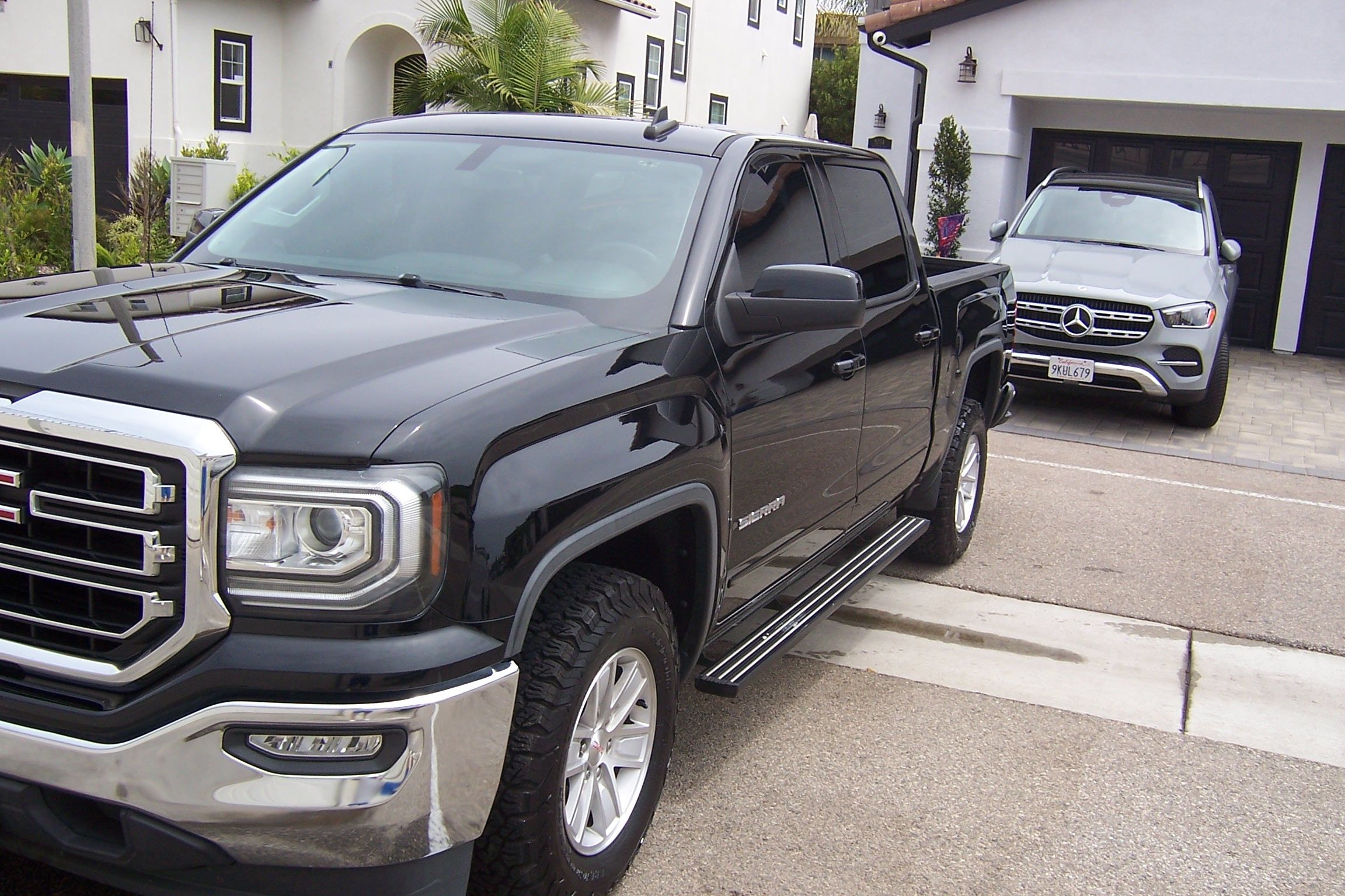 Used 2018 GMC Sierra 1500 SLE w/ SLE Value Package RWD image 5
