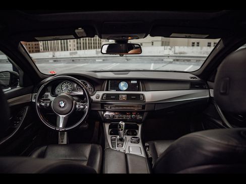 Used 2014 BMW 535i Sedan image 13