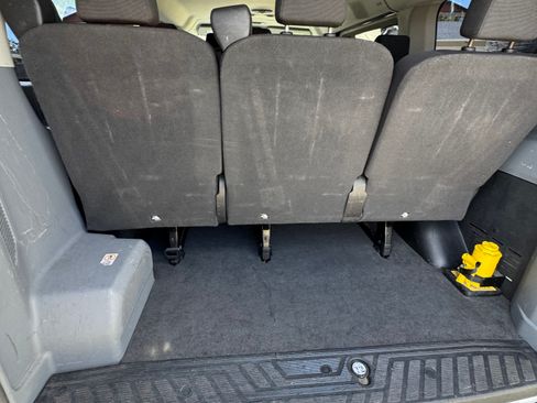 Used 2018 Ford Transit 150 XLT RWD image 13