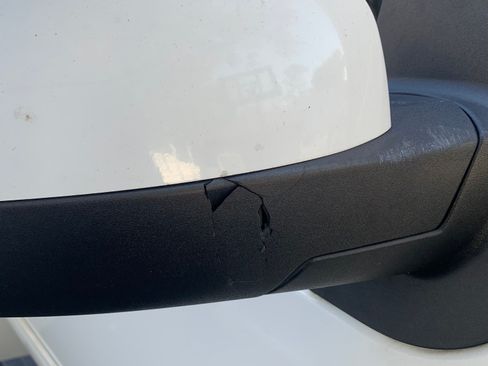 Used 2012 Chevrolet Suburban LT image 14