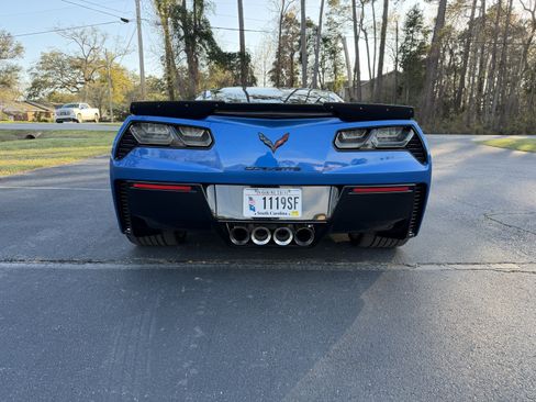 Used 2016 Chevrolet Corvette Z06 w/ 3LZ Preferred Equipment Group image 8