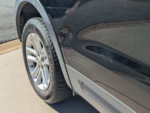 Used 2016 Ford Explorer FWD image 19