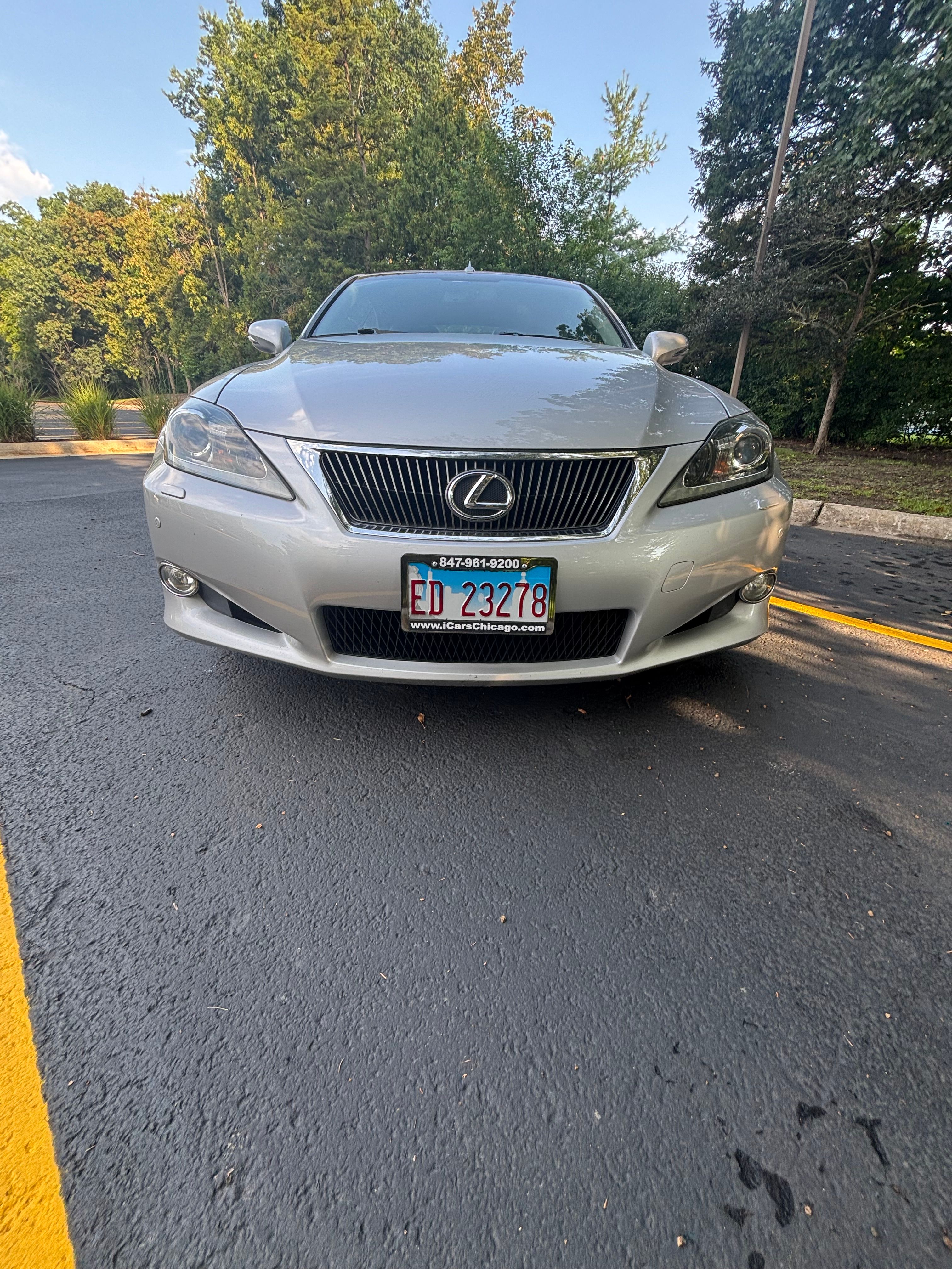 Used 2011 Lexus IS 250C w/ Luxury Pkg RWD image 15