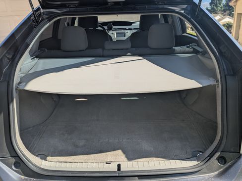 Used 2014 Toyota Prius Two image 19