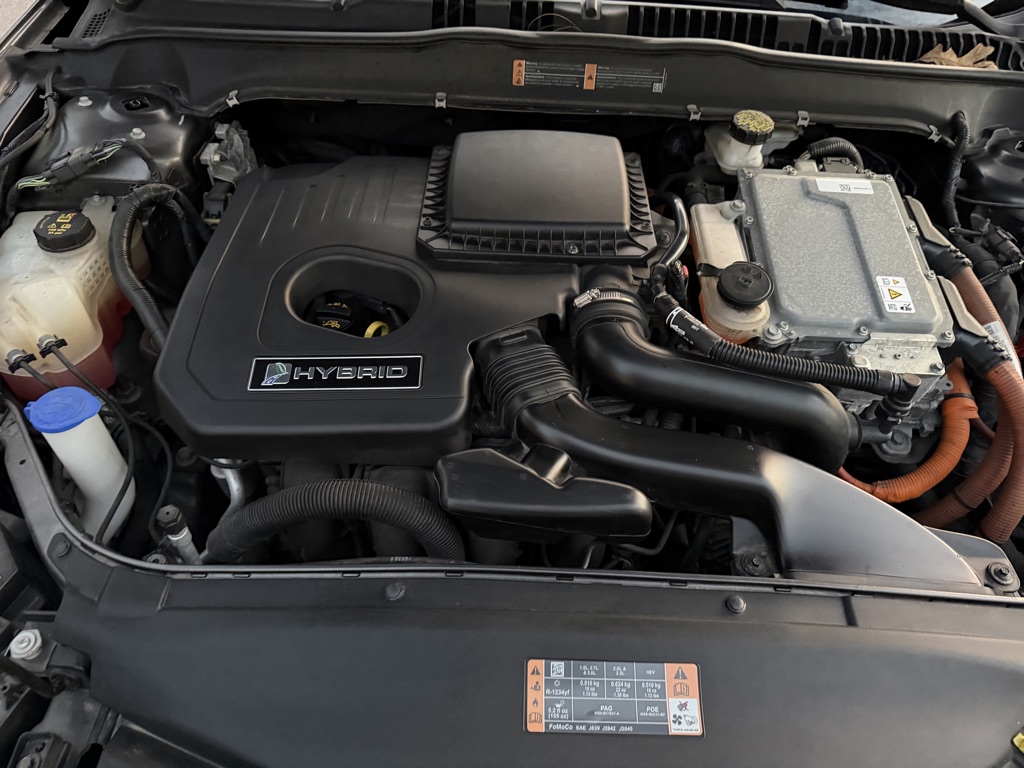 Used 2018 Ford Fusion Titanium FWD image 10