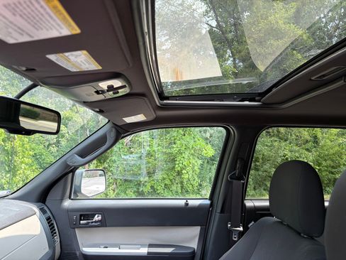 Used 2009 Mercury Mariner 2WD image 8