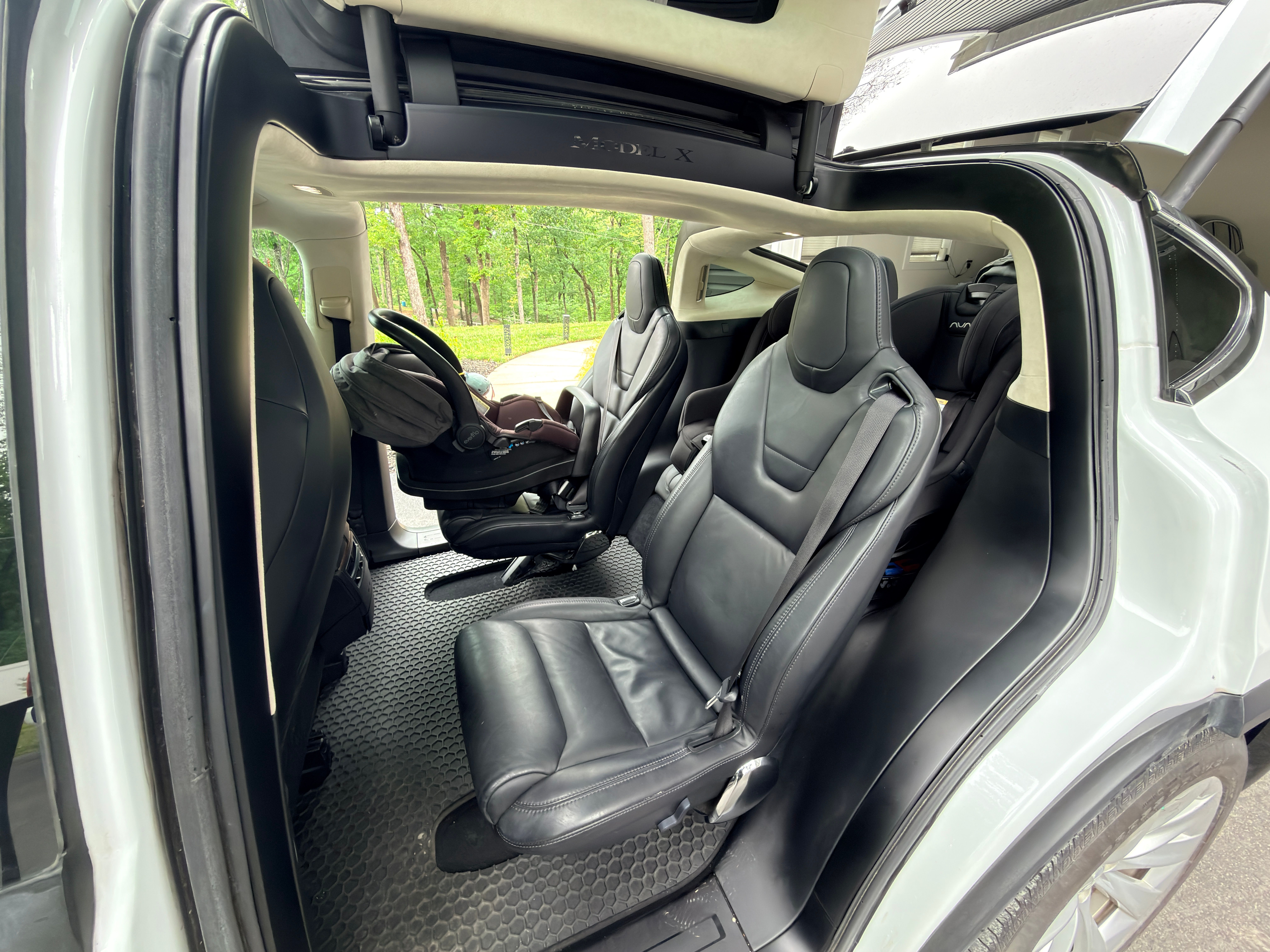 Used 2017 Tesla Model X 100D AWD/4WD image 15