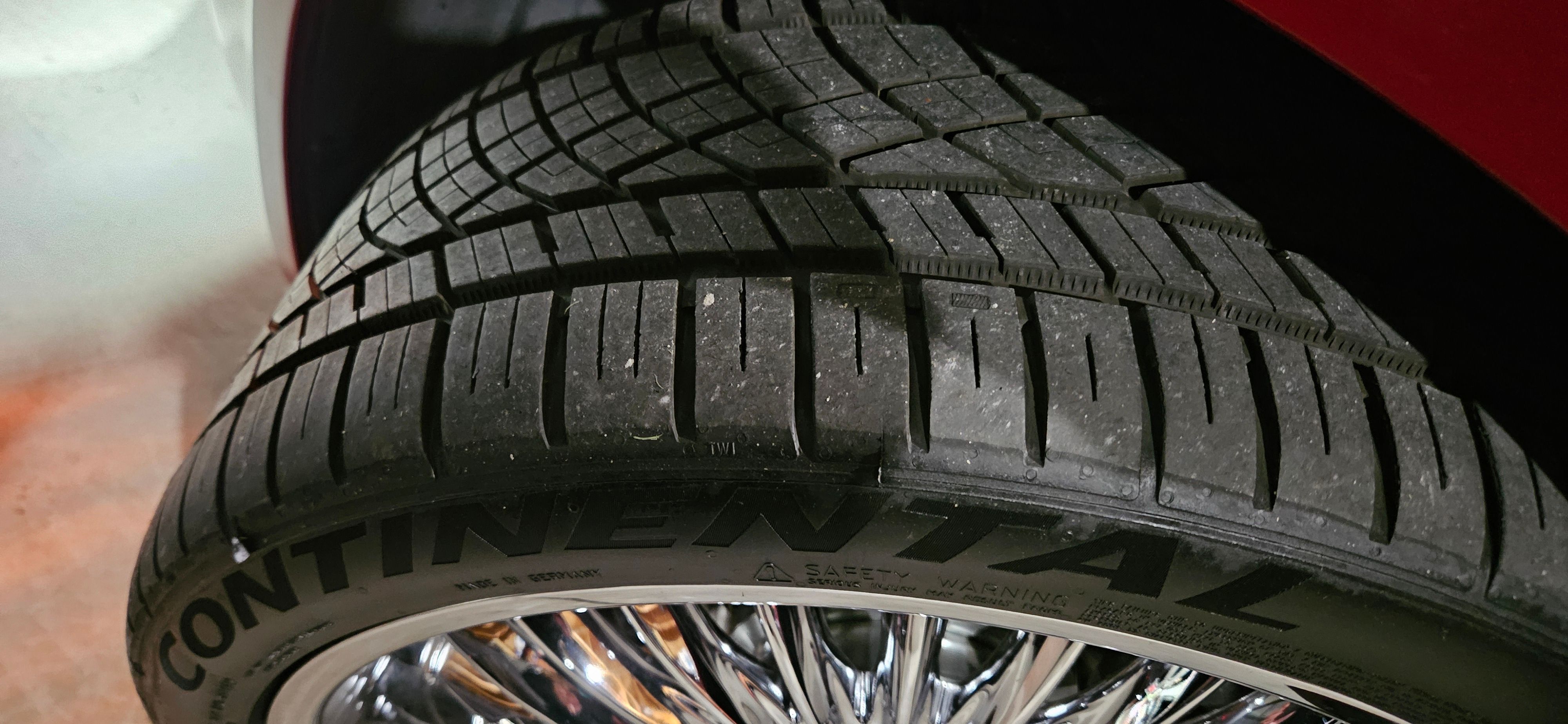 Used 2009 Chrysler 300 C RWD image 20