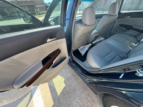 Used 2010 Honda Accord EX-L image 6