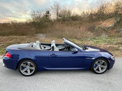 Used 2010 BMW M6 Convertible image 21