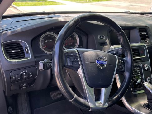 Used 2013 Volvo S60 T6 AWD/4WD image 11