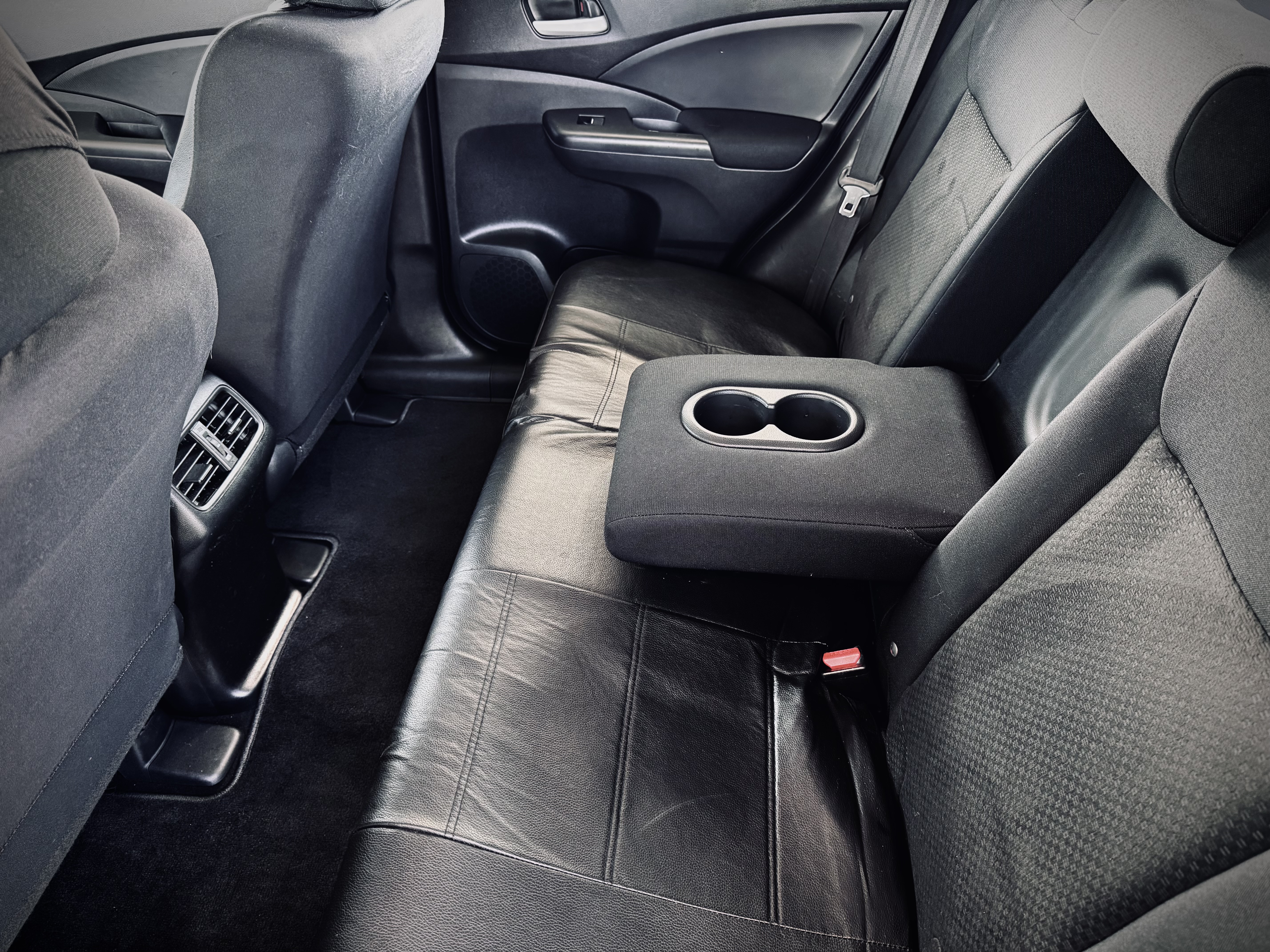 Used 2015 Honda CR-V LX image 16