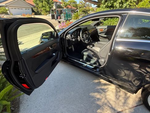 Used 2015 Mercedes-Benz C 250 Coupe image 21