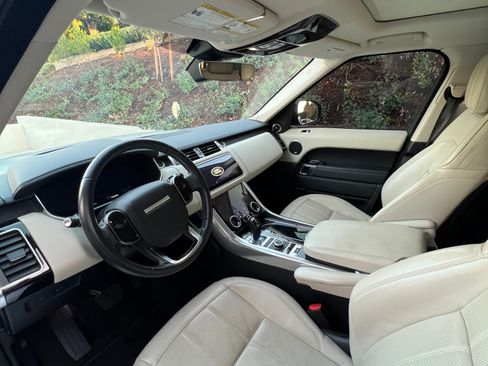 Used 2019 Land Rover Range Rover Sport HSE image 6